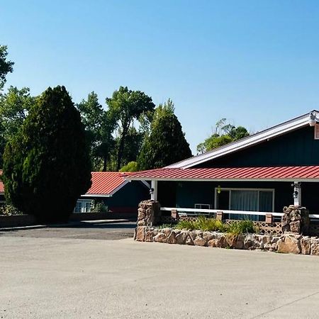 Redwood Arms Motel Paonia Exterior photo
