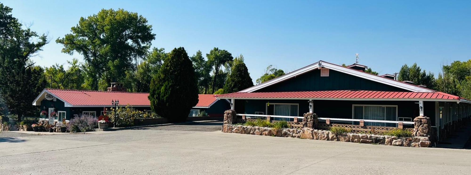Redwood Arms Motel Paonia Exterior photo