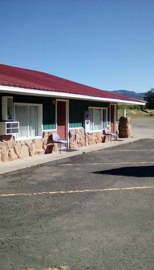 Redwood Arms Motel Paonia Exterior photo